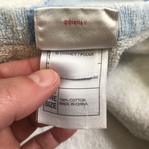 Disney & Pixar Toy Story 3 Disney Store Beach Towel - Picture 8 of 10